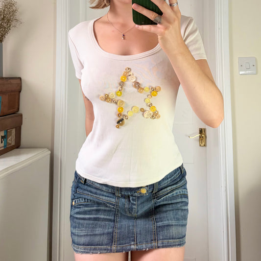 Cream baby tee - yellow buttoned star