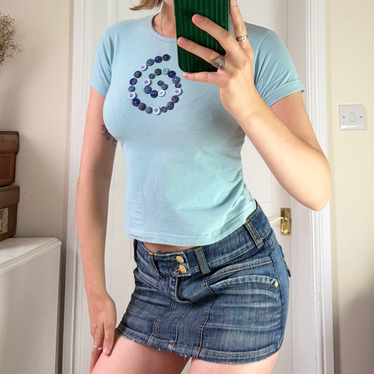 Chilli Pepper blue baby tee - blue buttoned swirl
